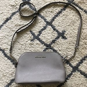 Michael Kors jet set cross body purse